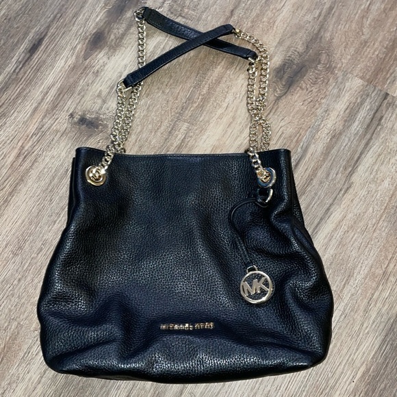 Michael Kors black pebbled leather purse with gold hardware - Picture 1 of 8